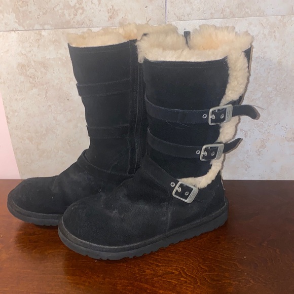 Women’s UGG MADDI II boots - Picture 1 of 4